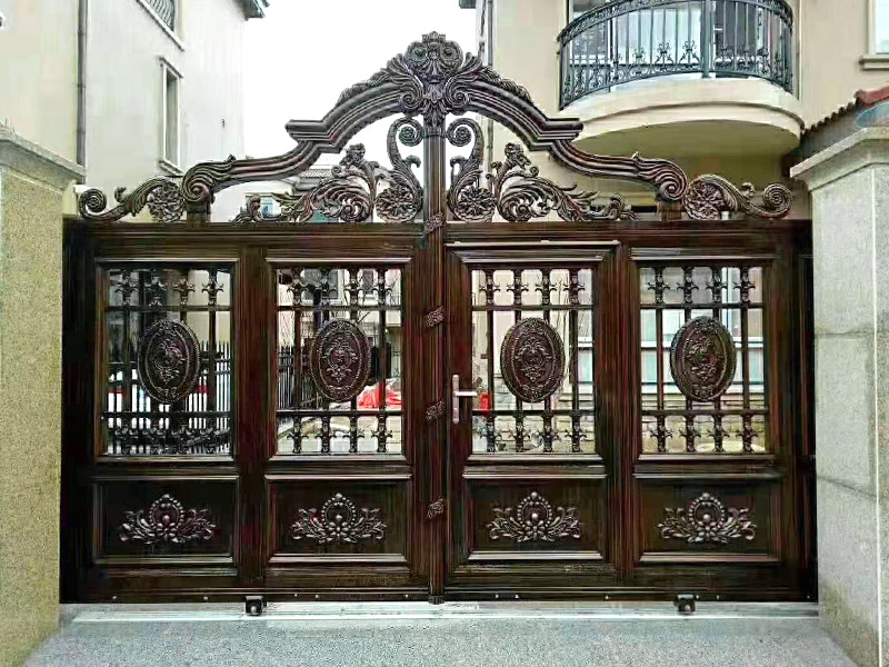 鋁藝大門(mén)